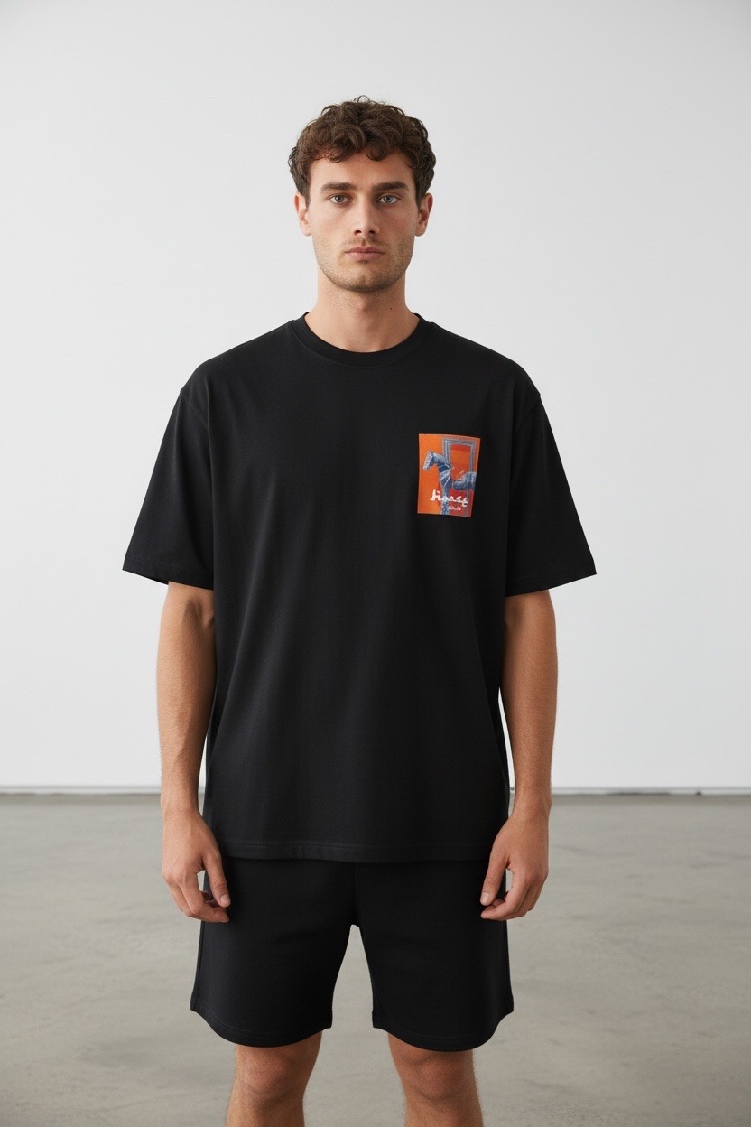 Camiseta B3 Glow Horse Paris Negra — B3 Glow Moda