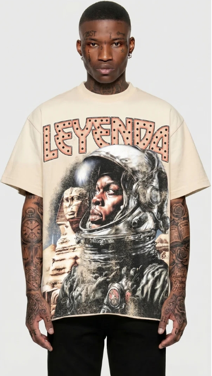 Camiseta B3 Glow Leyenda Astro Crema — B3 Glow Moda