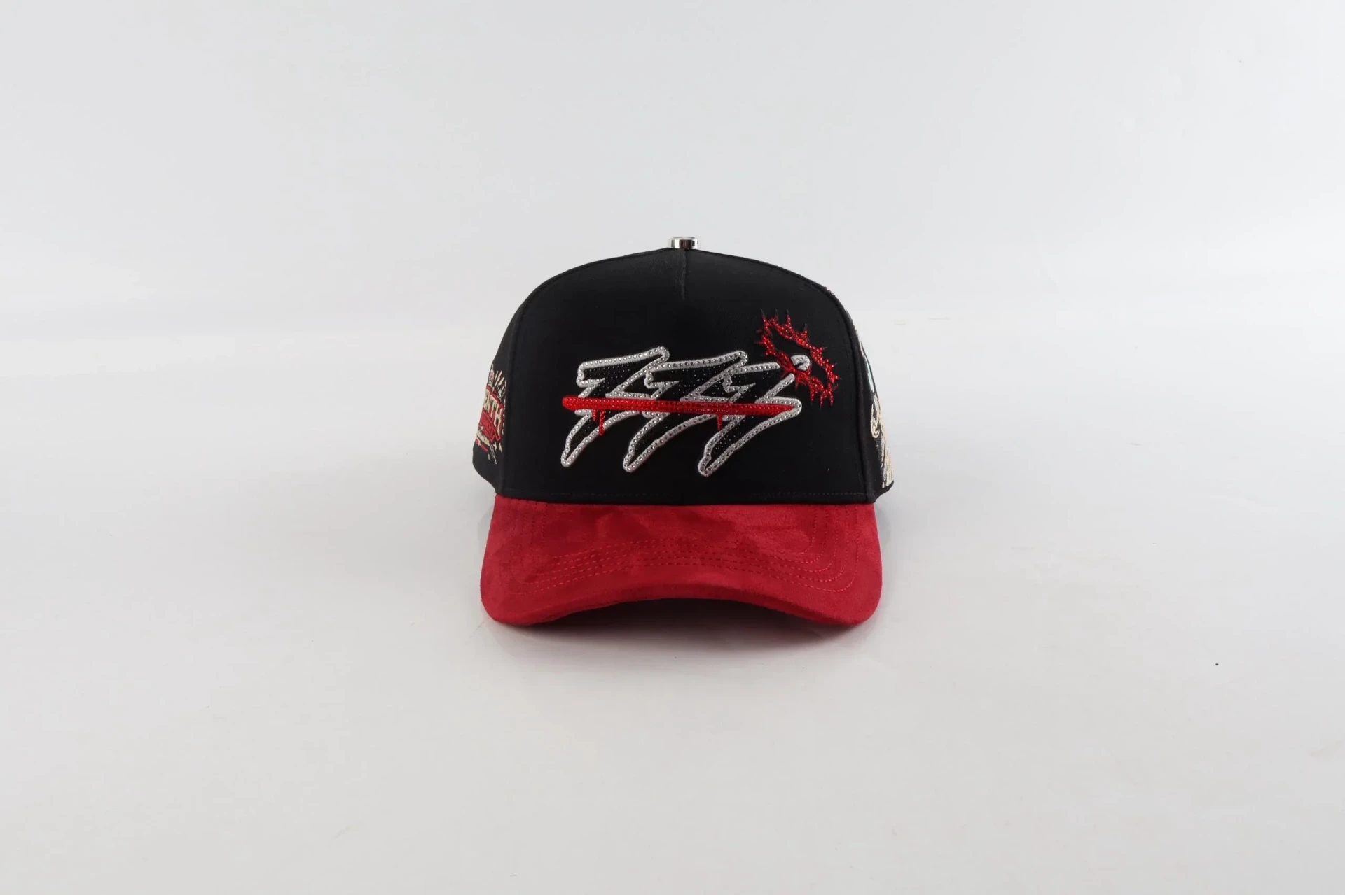 Gorra 333 Deserted x VQZ Negra — B3 Glow Moda